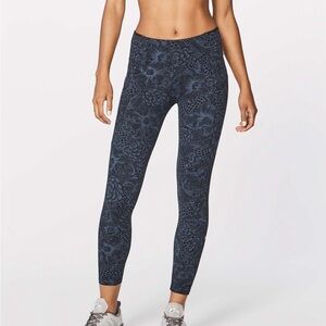 Lululemon Athletica Fast & Free Floral Paisley Patterned Leggings Sz 2